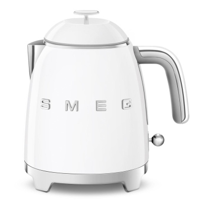 Smeg KLF05WHEU, mini rychlovarná konvice, 0,8 l / 3 šálky, 1400 W, styl 50. let, bílá